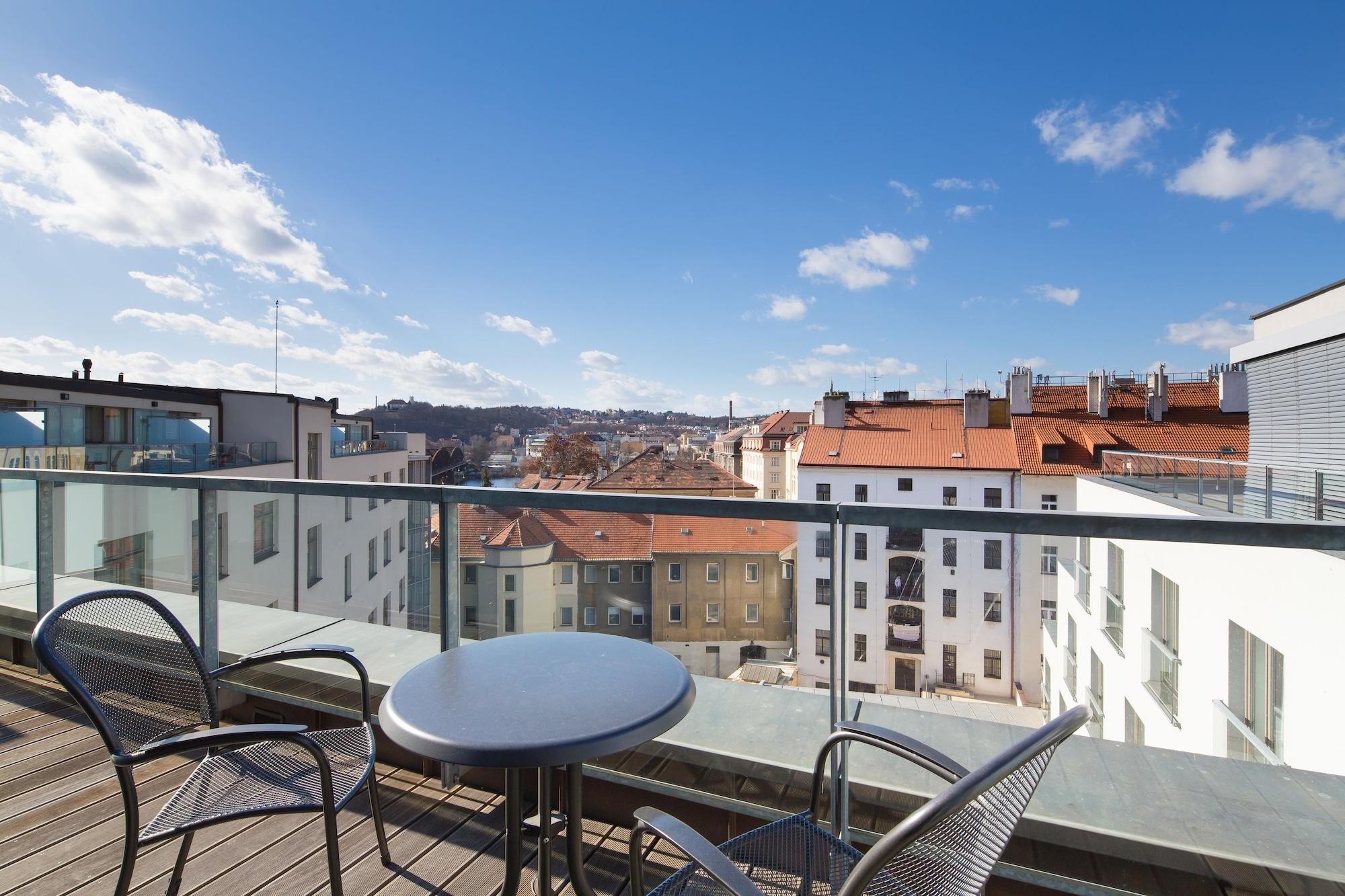 Park Inn Hotel Praha Bagian luar foto