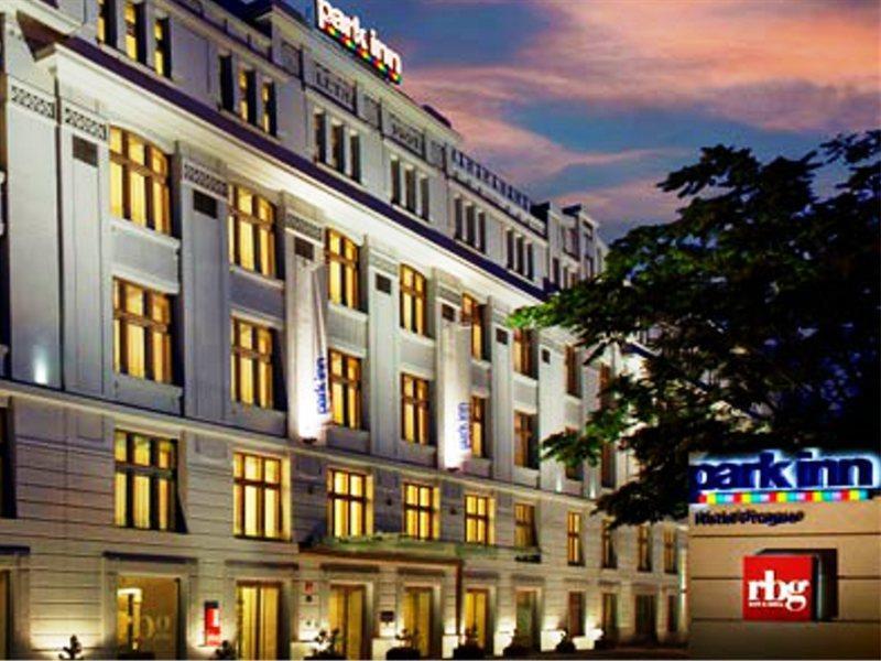 Park Inn Hotel Praha Bagian luar foto