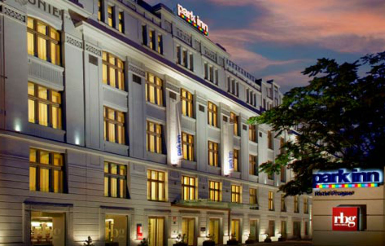 Park Inn Hotel Praha Bagian luar foto